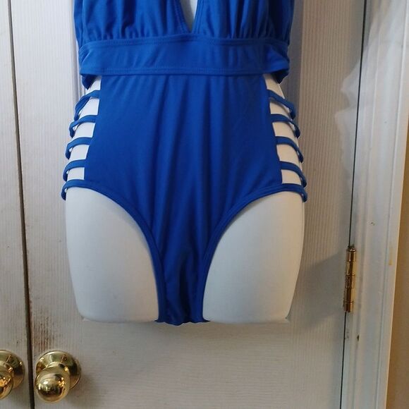 Aqua Eve Royal Blue Halter Plunge V neck side cut Bathing suit swim suit Sz M - Picture 2 of 7